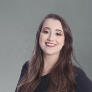 Veronica-Peixoto-560x560